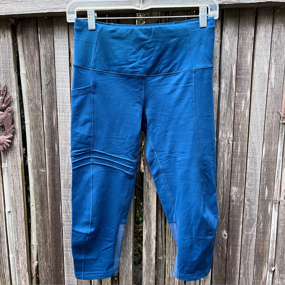 Oiselle Triple Threat Capri Tights, Blue, Size 4